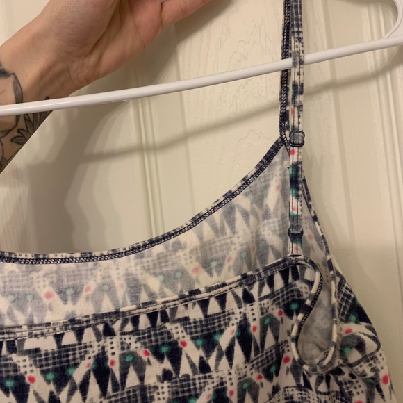 Crop Tank Top - Picture 4 of 5